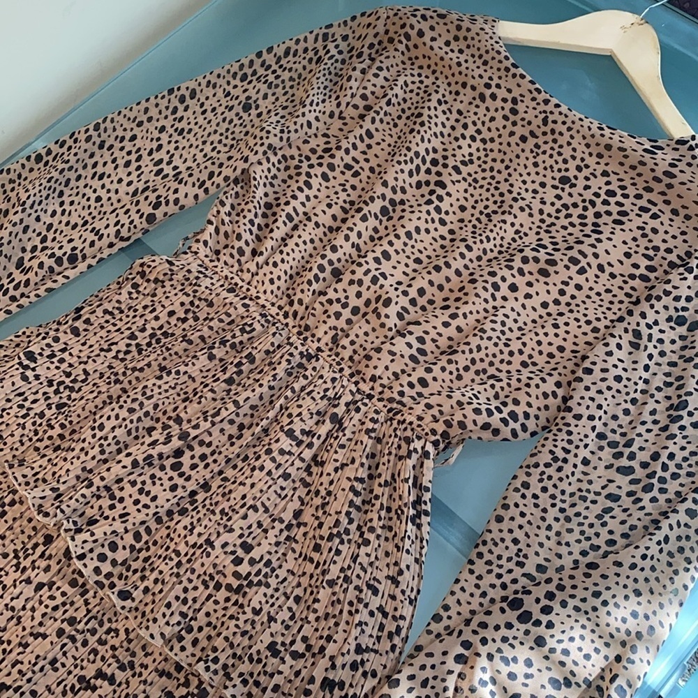 Animal Print Dress She & Sky Pleated Midi Dress Size S NEW - Picture 10 of 12
